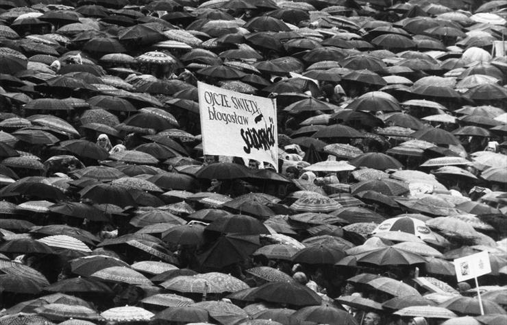 Kartki i zdjęcia 1983 - Solidarni z papieżem 1983 05.jpg