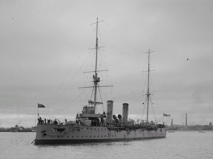Okręty wojenne - 1914 HMAS Pioneer.jpg