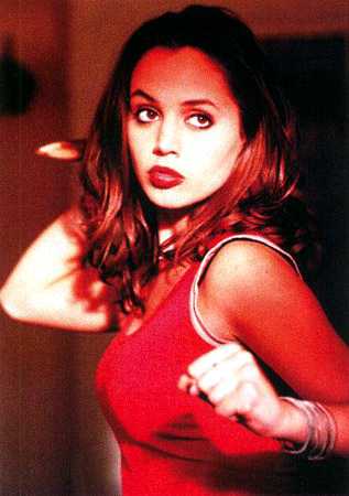 Buffy the Vampire Slayer Buffy postrach wampirów - Faith - 01.jpg