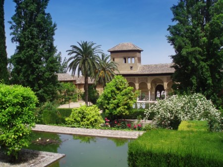 Najsłynniejsze ogrody świata - Ogrody Alhambry, Hiszpania1.jpg
