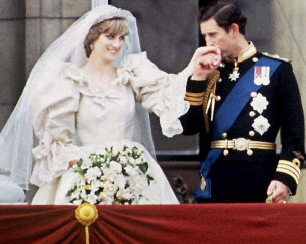 Lady Diana - Księżna Walii - Zycie_Diany_obiektywie_2088199.jpg